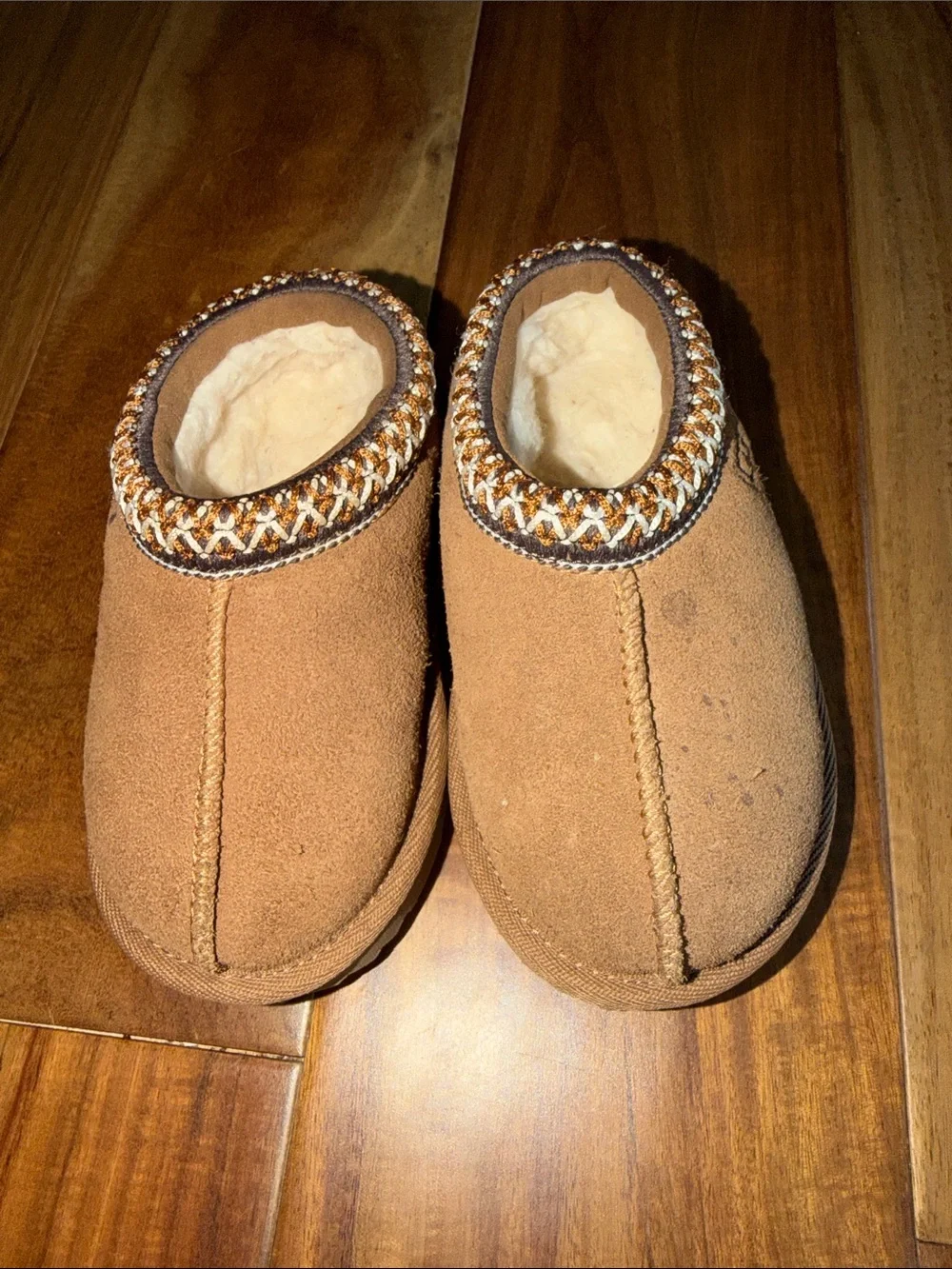 UGG Kids Suede Tasman Slippers in Chestnut Brown Size 7